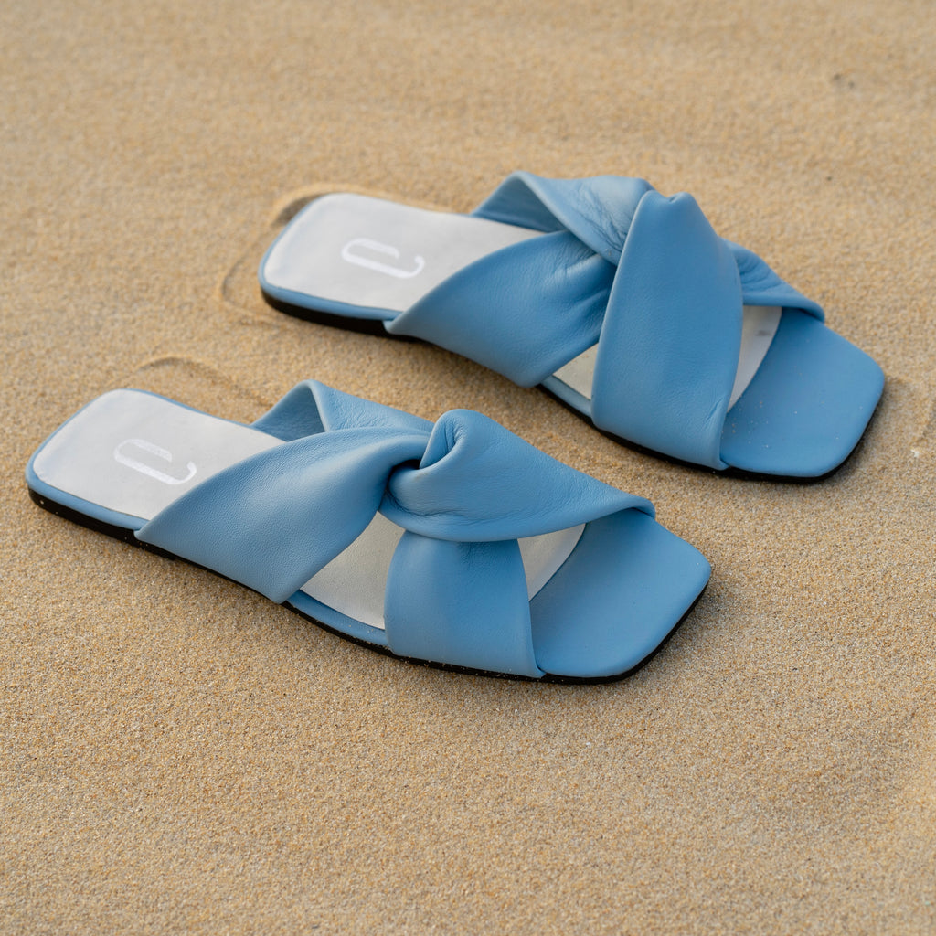 Casual Wear Visteria Stone V Shape Blue Sandals, Size: 36-41 Euro at Rs  140/pair in Delhi